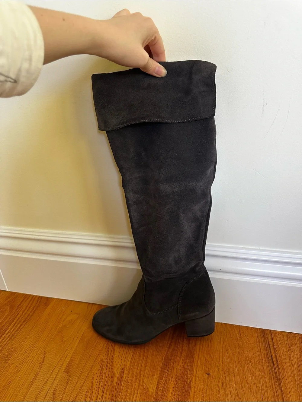 Tamaris Joyce Anthracite Women's Fold-Over Suede Knee Boots - Dark Brown 8.5M
